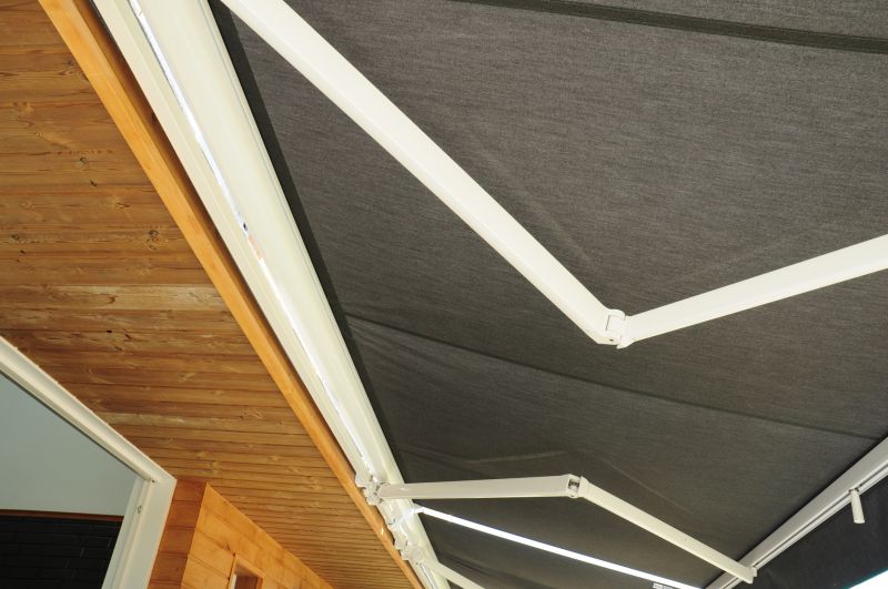 Aluminum Awning Service detail